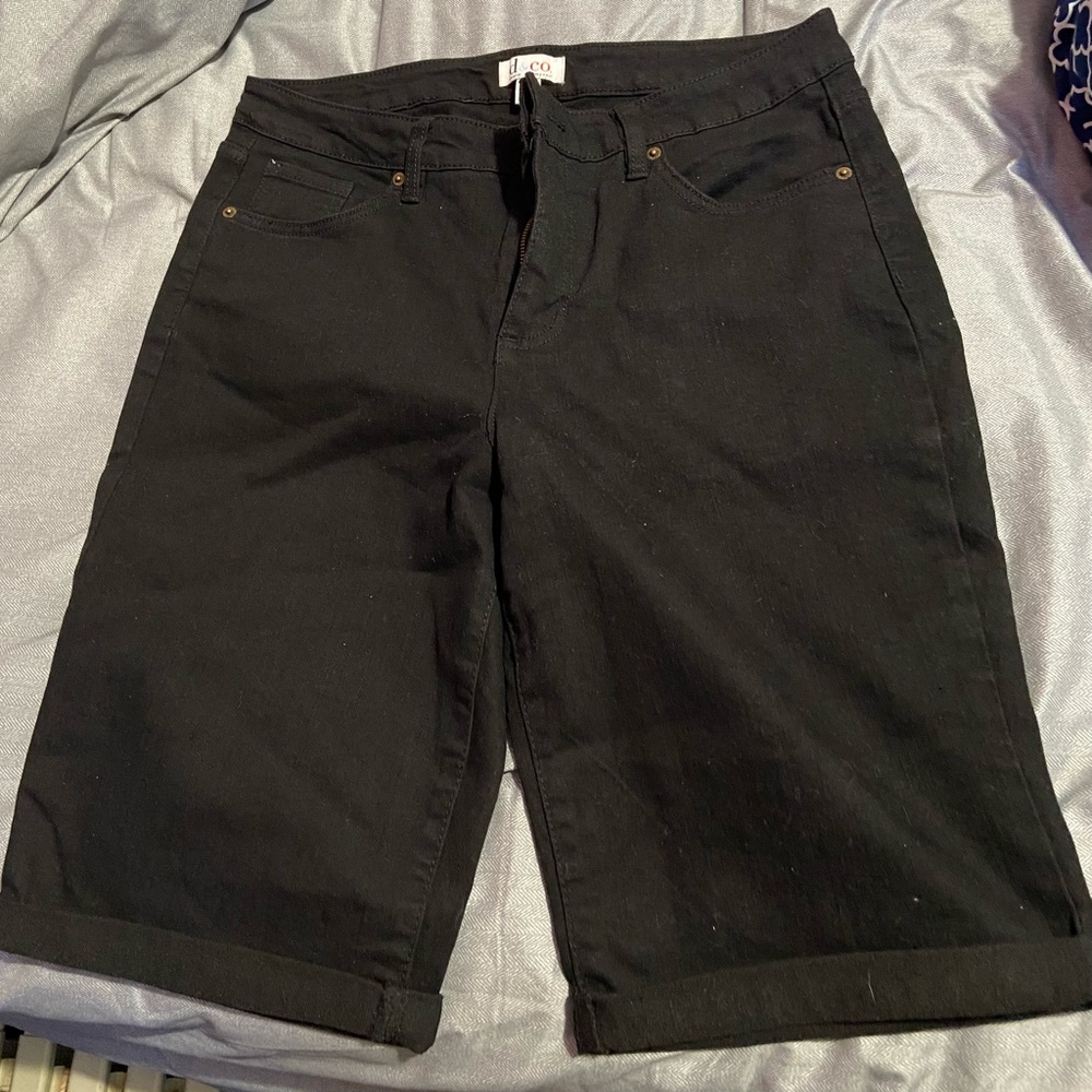 Denim and Co. Capris Size: 14